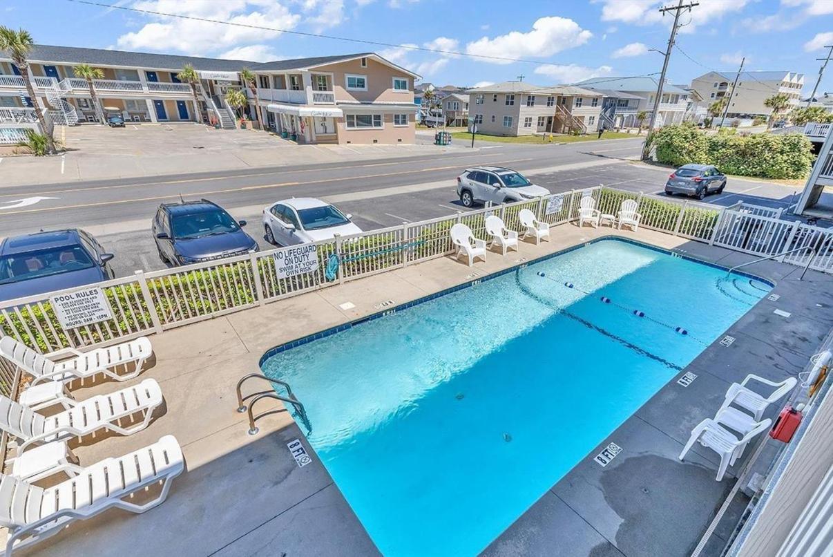Beautiful Beachfront-Oceanfront First Floor 2Br 2Ba Condo In Cherry Grove, North Myrtle Beach! Renovated With A Fully Equipped Kitchen, 3 Separate Beds, Pool, Private Patio & Steps To The Sand! Bagian luar foto