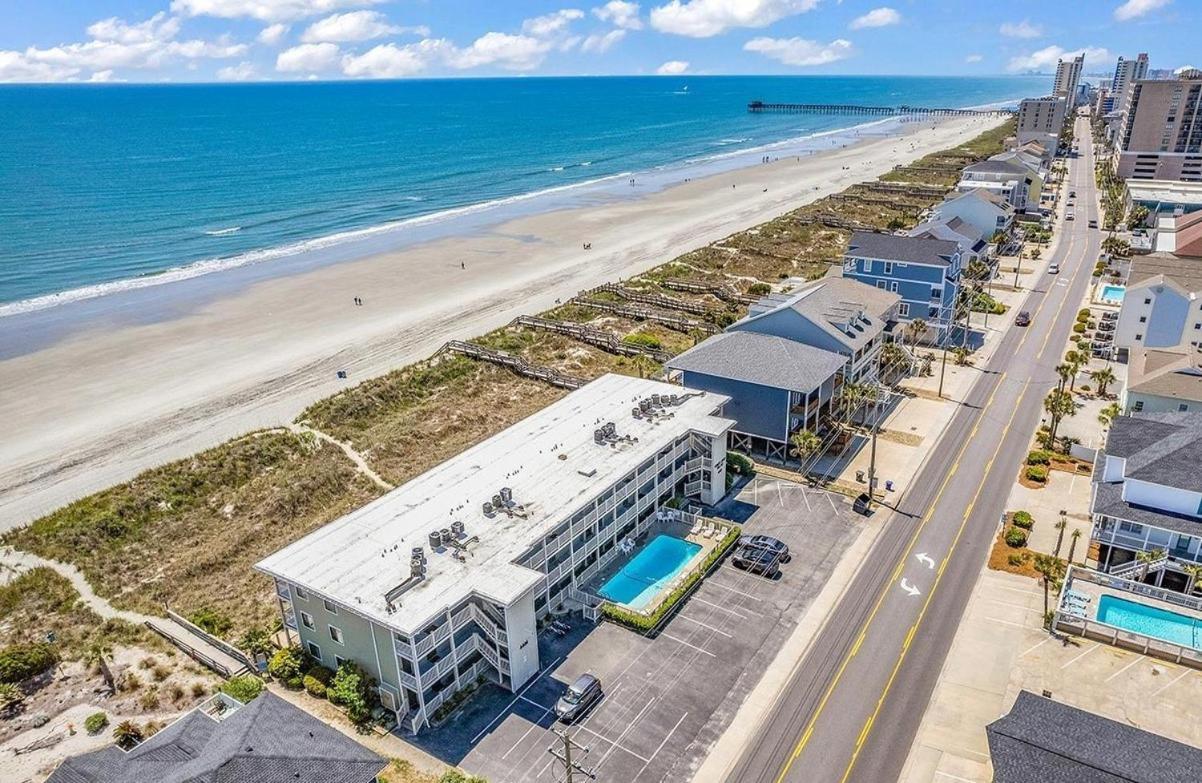 Beautiful Beachfront-Oceanfront First Floor 2Br 2Ba Condo In Cherry Grove, North Myrtle Beach! Renovated With A Fully Equipped Kitchen, 3 Separate Beds, Pool, Private Patio & Steps To The Sand! Bagian luar foto
